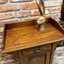 vintage table cabin Image 2
