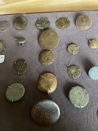 Very old metal buttons unresearched