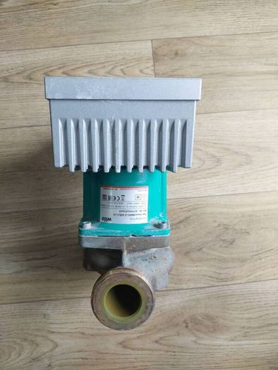 Wilo Yonos MAXO-Z 30/0.5-12 Commercial Circulating Pump For Parts / Repair