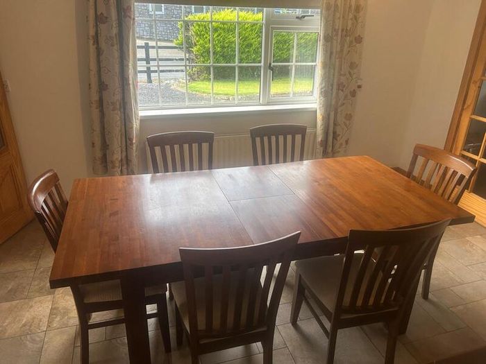 Dining room table and six chairs for sale
