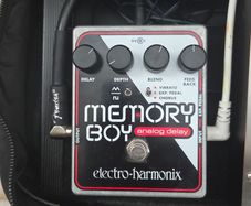 Electro Harmonix Memory Boy Analog Delay