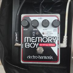 Electro Harmonix Memory Boy Analog Delay