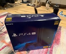 ps4 pro 1TB with one joypad