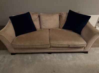 2 & 3 Seater Sofas