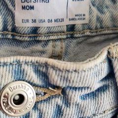 Bershka Ripped Mom Jeans Sz 10uk