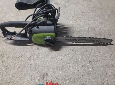Electric chainsaw