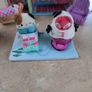 Squishmallows Ski Chalet and figures Image 5