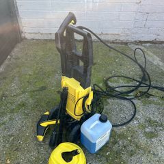 Karcher K3 power washer with hose and connections