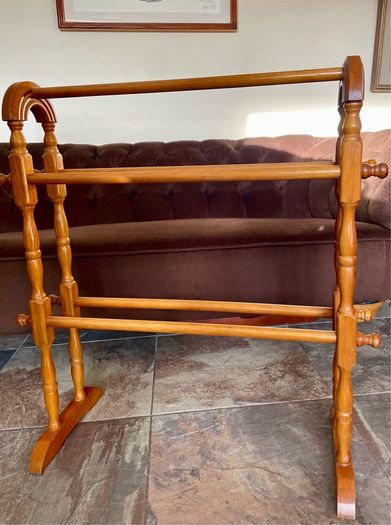 Antique Victorian Style Free Standing Pine Country Wooden Towel Rail Stand Rack