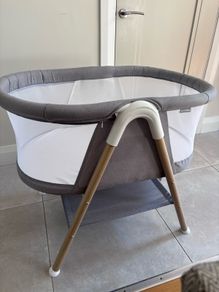 Baby crib