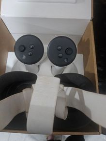 Meta Quest 3 VR Headset (With Controllers and charger) - 512GB