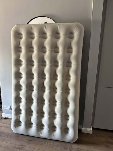 Inflatable mattress