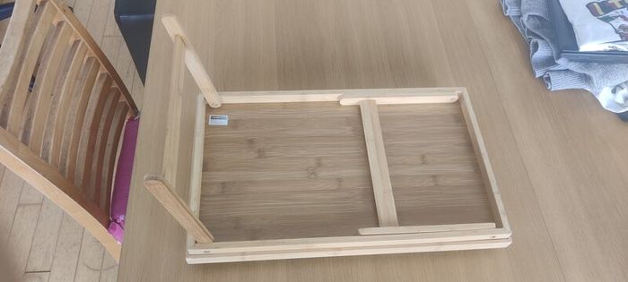 Tray table