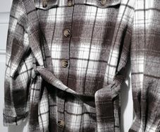 check shirt Also could be worn as a light sacket size suit 14    small on lable  big fitting