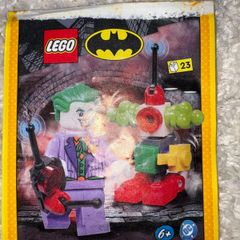 Brand new lego joker minifigure