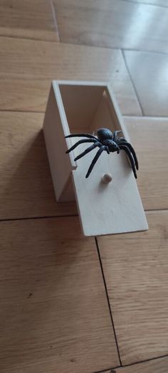 Joke Prank Funny Gadgets Spider Box, Money Maker, The Little Hand and Tear-Free Toilet Paper