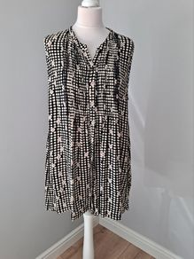 High end tunic by Masai with pockets size L, UK 14