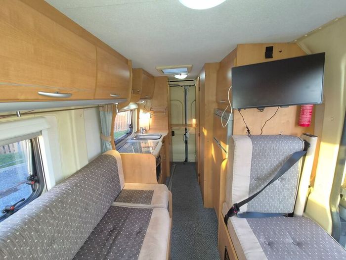 Camper