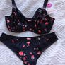 Freya Viva - Underwired Side Support Bra 32F and Briefs S - Black Floral - BNWT RRP 58 Image 9