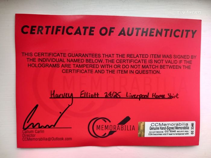 Liverpools Harvey Elliot signed Shirt