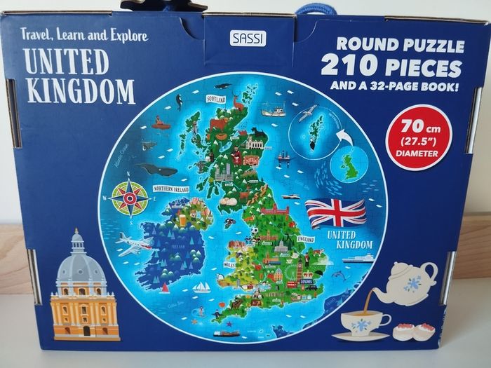 United Kingdom Round Puzzle (210 Pieces) + 32-Page Book