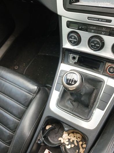 08 passat breaking