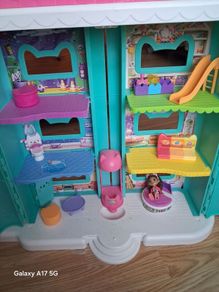 dolls house