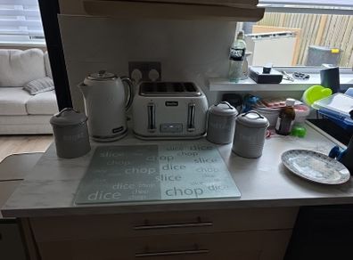 Kettle and Toaster (tea tin etc. included)