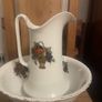 1940s Classic wash jug and bowl Image 2