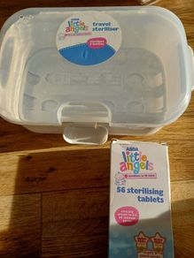 Travel bottle steriliser and tablets