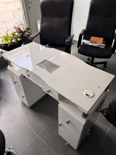 Professional Salon/Spa Equipment - Excellent Condition - Laois