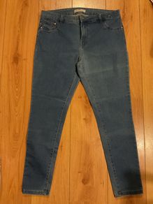 Ladies Jeans Size 18