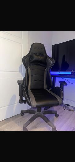 Gaming Table & Chair