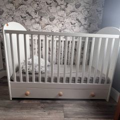 Cotbed