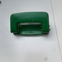 Vintage perforce gren paper puncher