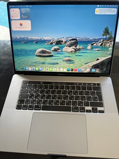 16" MacBook Pro 2026's Tahoe Liquid Glass Operating System