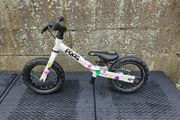 Frog Tapdole Balance Bike 12" wheels White with spots