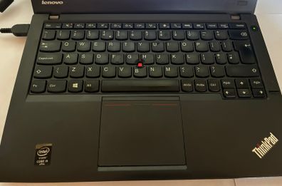 Lenovo X240 i5 4GB 256GB SSD Windows 11 pro, Microsoft Office.