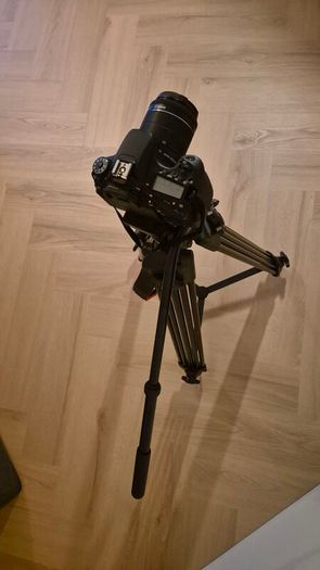 Heavy Duty Camera Tripod - Up to 1.8m - Perfect Condition