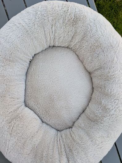 Medium size Cozy Cat or Dog Bed Beige
