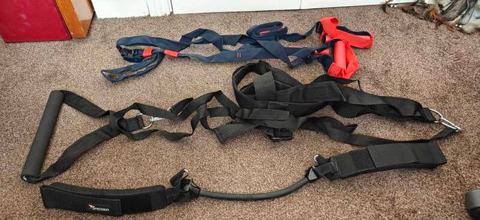 Fitness & Training Gear (TRX, Suspension Trainers, Parachutes, Bands, Mitts) Job Lot