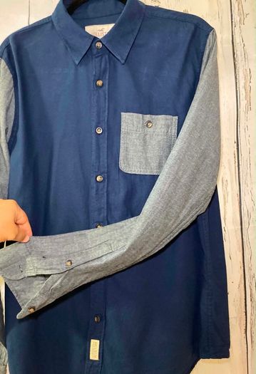 Hollister mens sweatshirt - size L
