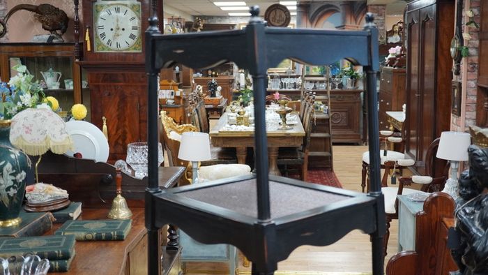 Vintage Ebonised Wooden Etagere / Display Stand