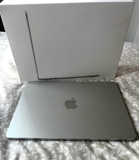 mac book air 2025