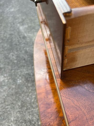 Beautiful vintage dressing table with mirror