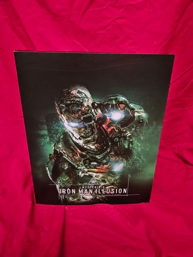 Hot toys iron man mysterio illusion