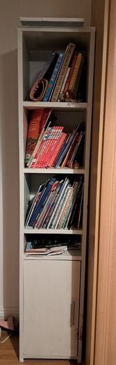 book shelf/Cabinet