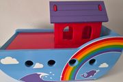 Kids Noahs Ark wooden plays etc- Large