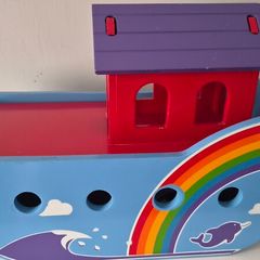 Kids Noahs Ark wooden plays etc- Large