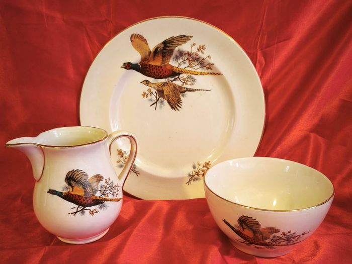 Carrigaline pottery